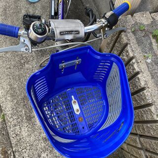 ブリジストン　子供用自転車　18インチ　男の子　補助輪ありの画像
