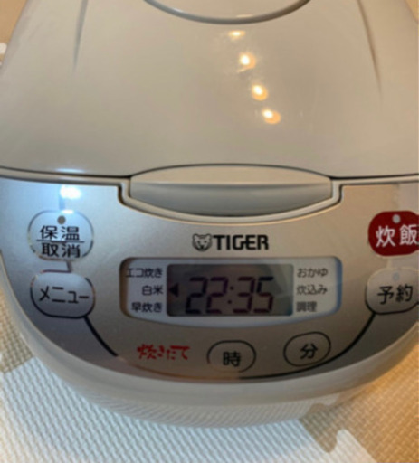 Tiger 炊飯器　黒遠赤厚釜　5.5合炊き