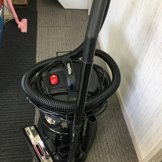 バキュームクリーナー