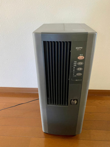 中古品　冷風機 サンヨー SAD-124