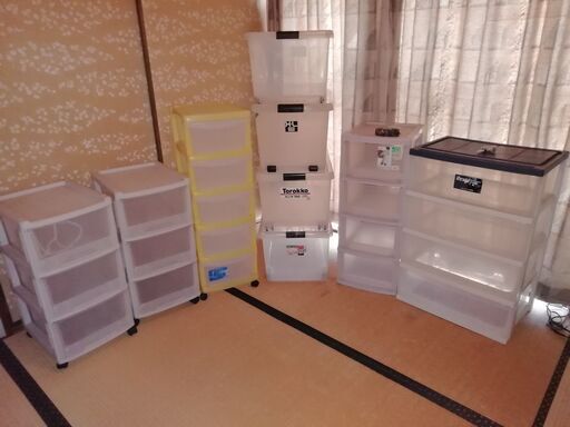 プラスチック製収納ケース　９点　一部割れ補修あり
