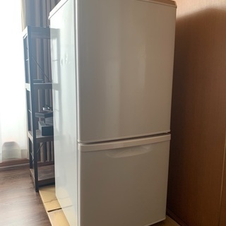 パナソニック冷蔵庫　NR-B146W