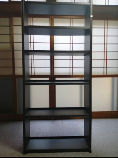 シンプルな棚　シェルフ