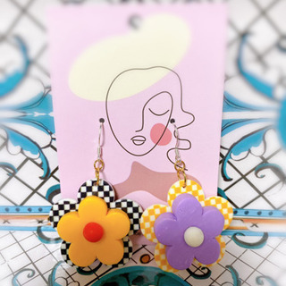 オリジナルハンドメイド　オシャレなピアス　フラワー　Mr.Lの画像