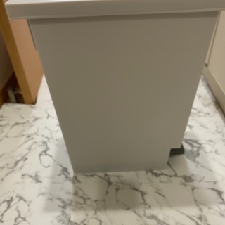 ニトリゴミ箱〈20L〉