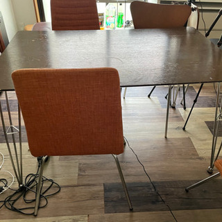 多数！テレビ椅子15個テーブル６個冷蔵庫メタルラックポットクッションなどの画像