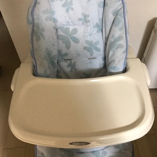 コンビハイロチェア