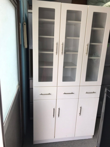 食器棚　キッチン収納　キッチンボード