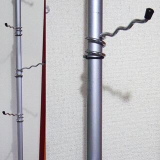 【無料】金属製ポールハンガー高さ調節可