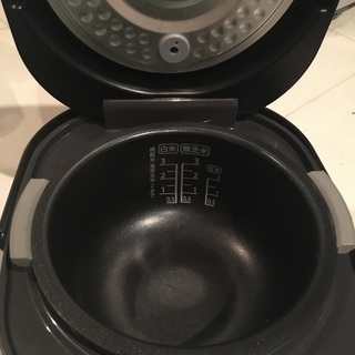 SHARP シャープ 炊飯器 3合 の画像