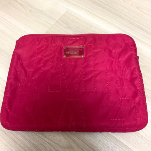 手渡し marc jacobs パソコンカバー
