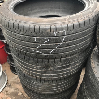 タイヤのみ4本　DUNLOP SPORT MAXX ラジアル　225/45R18  2017