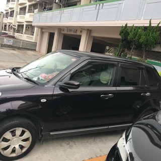 マツダステーションワゴン売車の画像