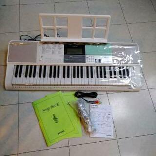 CASIO光ナビ　キーボード　ピアノの画像