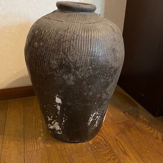 紹興酒の甕(かめ)