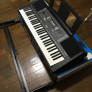 ヤマハ　Ｅ363 電子ピアノ　スタンド付きの画像
