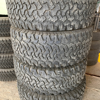 LT 305/55R20 BF Goodrich All-Ter...
