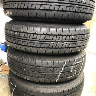 早い者勝ち:DUNLOP 4本バリ山タイヤホイール付き六穴夏タイ...