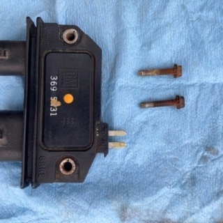 C1500 1995年 中古　イグニッションモジュールとビス