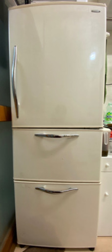 冷蔵庫　HITACHI 255L