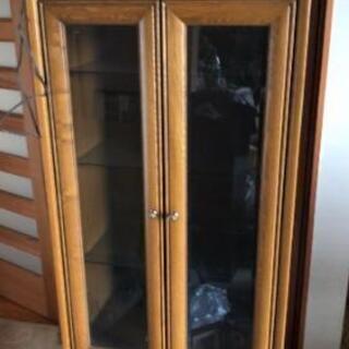 高級ガラス戸キャビネット①　照明付き 最終価格