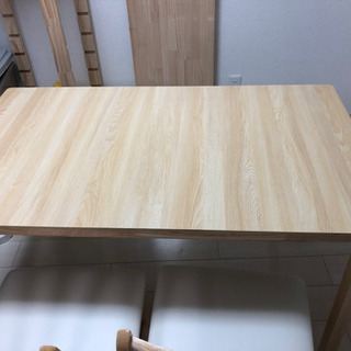 ダイニングテーブル　配送できますの画像