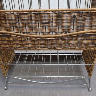 マガジンラック　ブックスタンド　店舗　受付　の画像