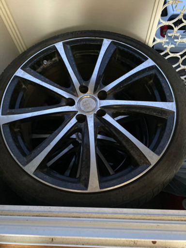 タイヤホイール20インチ