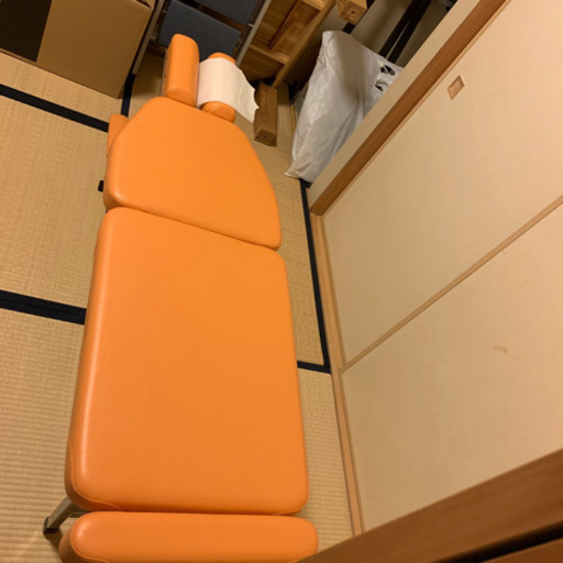 (お取り引き先が決まりました)整体ベッド