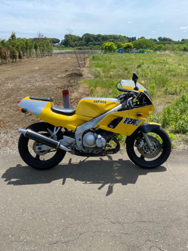 ヤマハFZR250R （3LN1）エンジン実動　レストアベース
