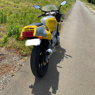 ヤマハFZR250R （3LN1）エンジン実動　レストアベースの画像