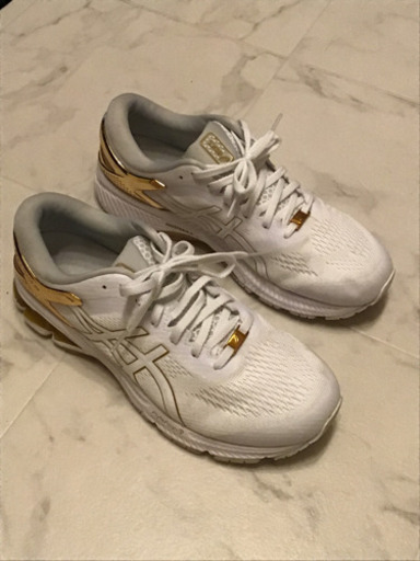 ゲルカヤノ26  プラチナム　26.5センチ