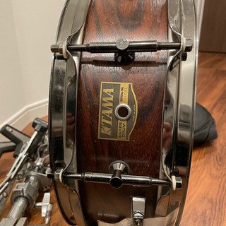 スネアドラム、スタンド、ソフトケース、あげます！音は出ますが、難ありのほぼジャンク品です。の画像