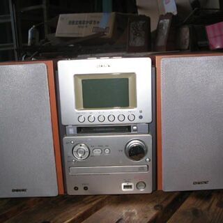 ソニーデッキコンポ　CMT-M35WM　CD,MD,テープ（訳アリ）
