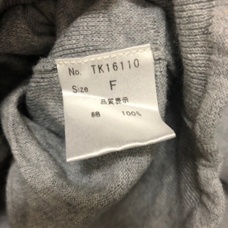 薄手スウェットトップスの画像