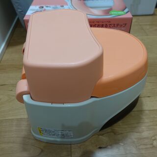 コンビ　洋式おまるでステップの画像