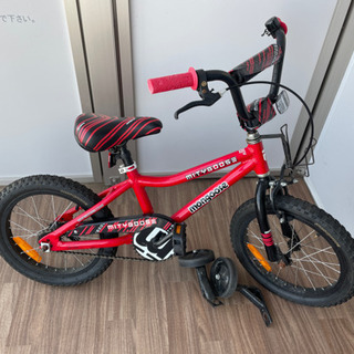 子ども用自転車(補助輪付き)