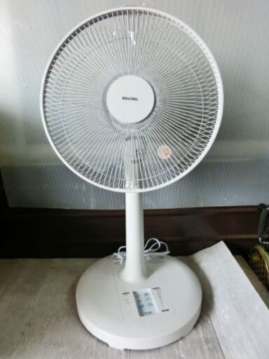 D281　TEKNOS　テクノス　扇風機   型番KI-323DC  ２０１９年製