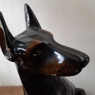 ドーベルマン置物の画像