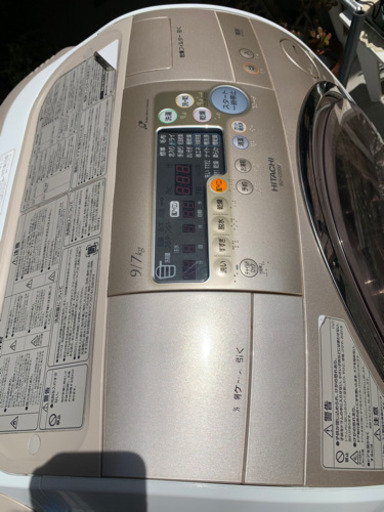 本日お届け可能！配送無料！HITACHI ドラム洗濯機！昨日まで使ってました。