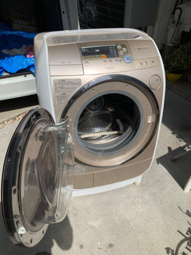 本日お届け可能！配送無料！HITACHI ドラム洗濯機！昨日まで使ってました。