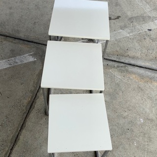 ネストテーブル3台