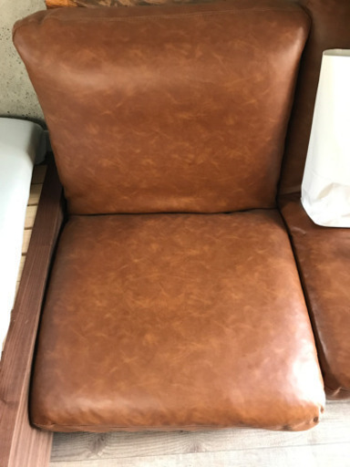 Harmonia スチールレッグソファー PUレザー　一台