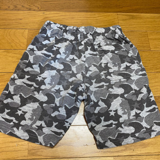 男子　ハーフパンツの画像