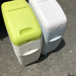 アプリカ　　オムツ用　ゴミ箱　2個セット