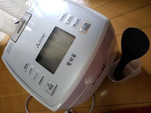 三菱　炊飯器　NJVE109　2019年製