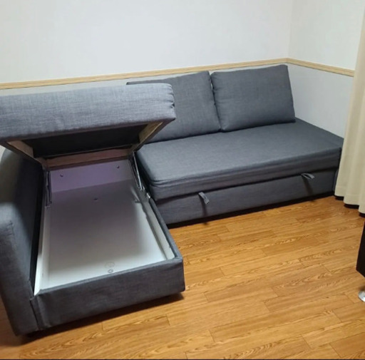価格交渉可能　七万相当　購入後10ヶ月以内の使用　ソファーベット収納付き　IKEA フリーヘーテン