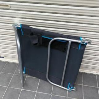 キャンプベッドの画像