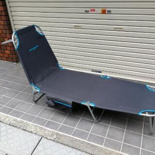 キャンプベッドの画像
