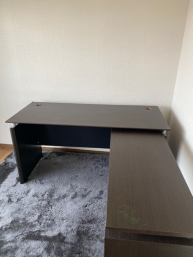 テーブル